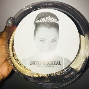 David's Bridal Tiara set